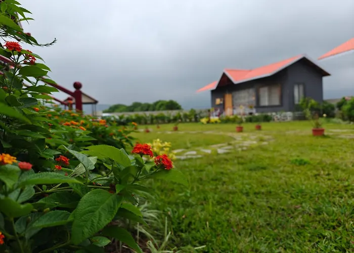 Varuwoods - Luxury Boutique Resort, Trekking & Water Sports